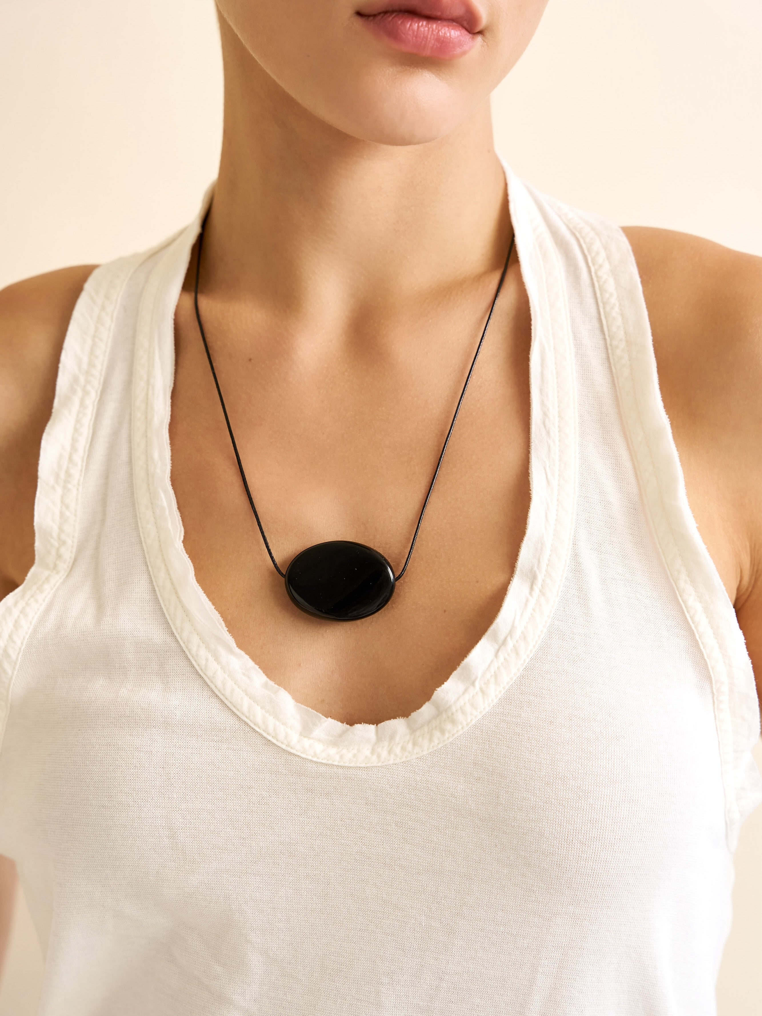 BOLD OVAL