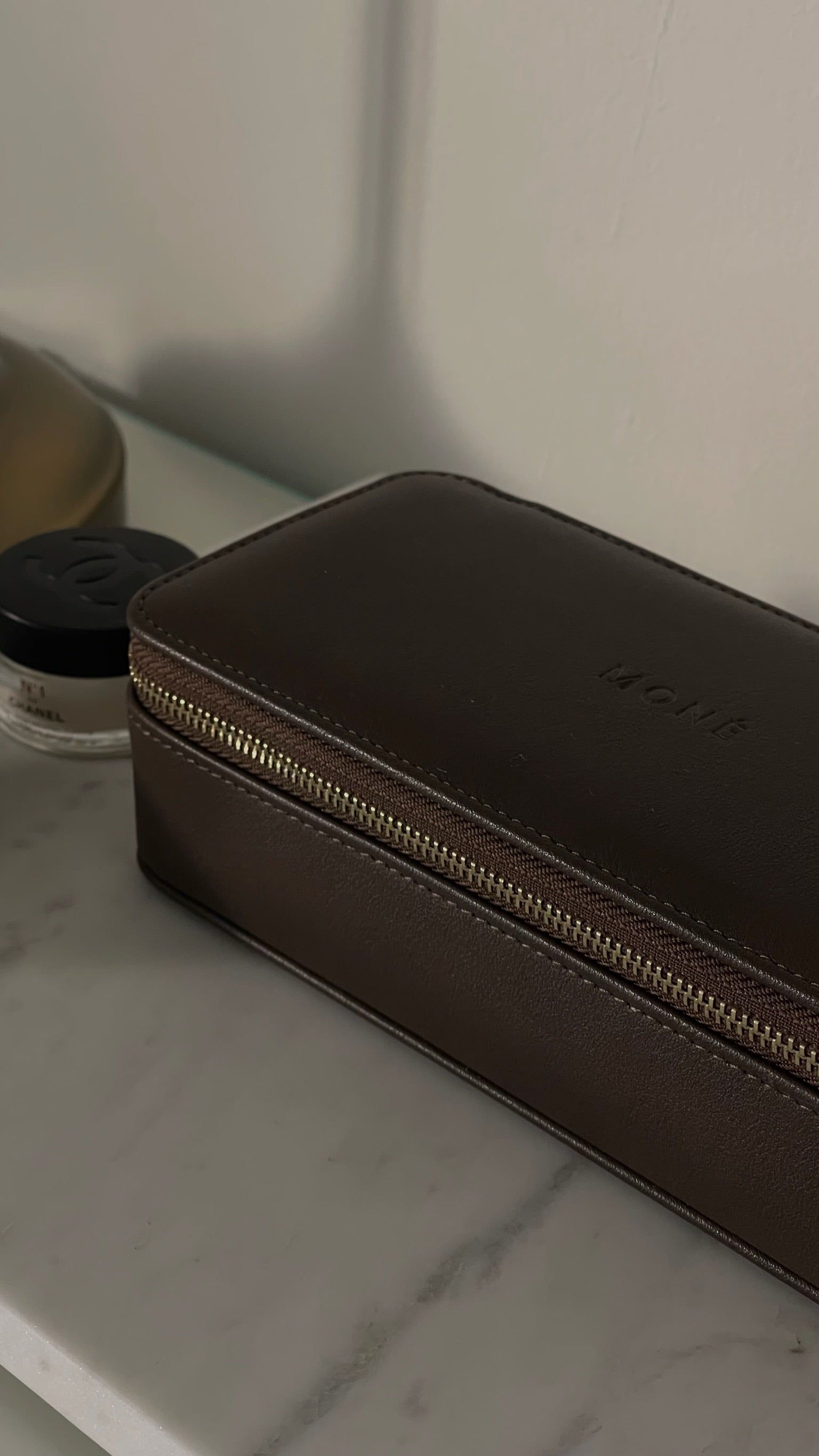 TRAVEL CASE BROWN