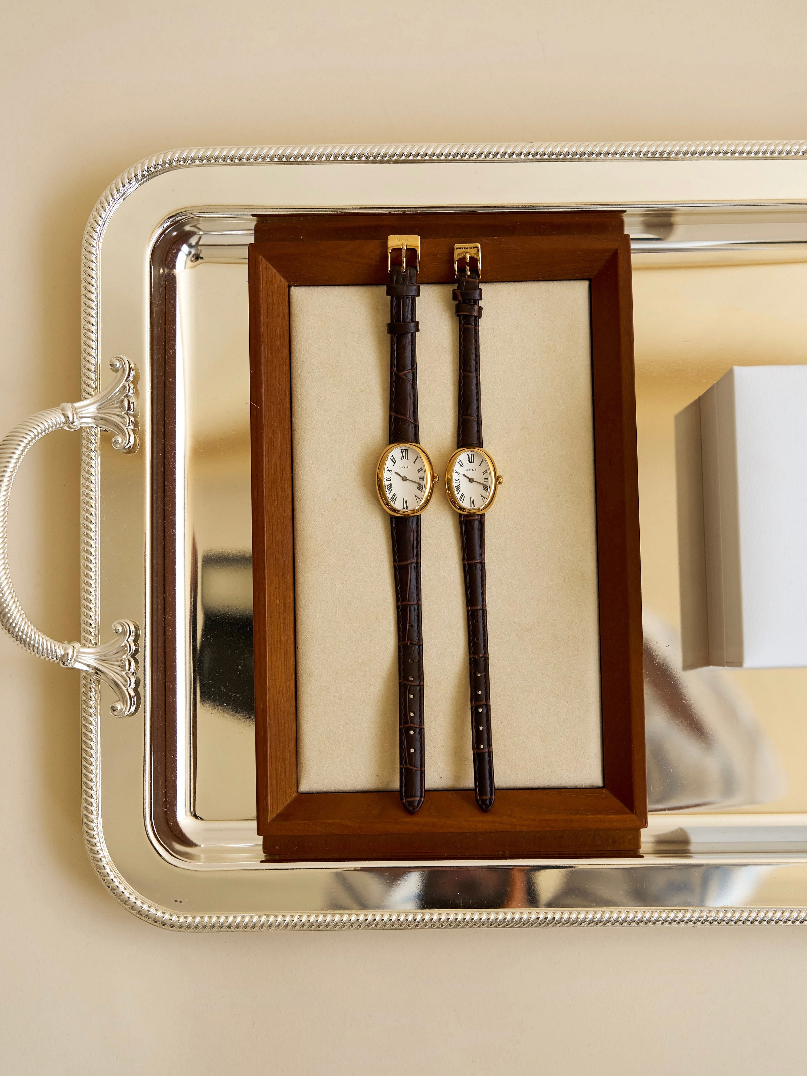 SIGNATURE BROWN GOLD