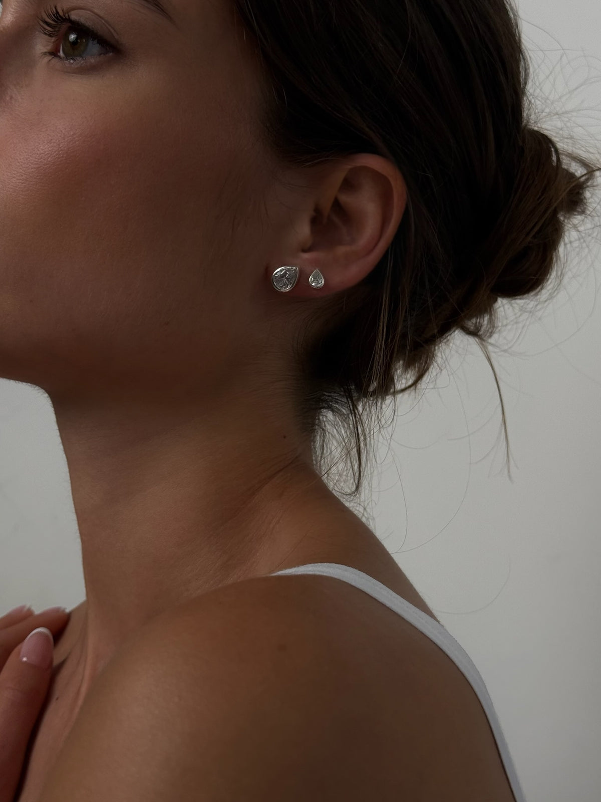 MINI PEAR STUD